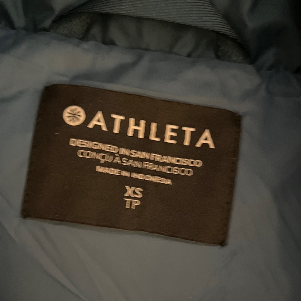 Athleta Dark Aqua Puffer Vest - Picture 2 of 10